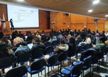 Servicio de Salud Osorno efectúa segunda jornada para fortalecer el uso racional de antimicrobianos 