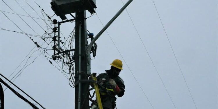 Suspenderán suministro eléctrico este martes en poblaciones de Rahue Alto