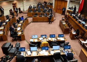 Proyecto de convivencia escolar continúa avanzando en el Senado: Se comenzará discusión en particular