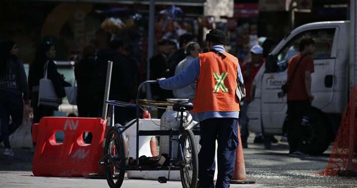 Tasa de desempleo llegó a 8,9% en el trimestre marzo-mayo de 2025