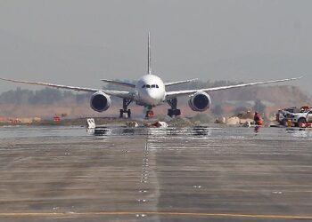 Segundo vuelo con 40 chilenos deportados desde EE.UU llega mañana a Santiago