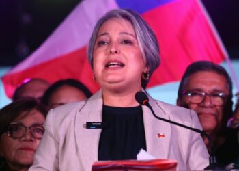 Jara ratificó «no más AFP» y oposición al acuerdo Codelco-SQM si es Presidenta