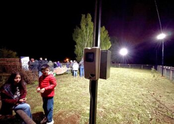 Osorno: Inauguran nuevo sistema de iluminación en paseo peatonal de Callejón Solís