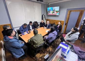 Municipio y comunidad educativa acuerdan plan de acción urgente para restablecer seguridad en Escuela Paul Harris