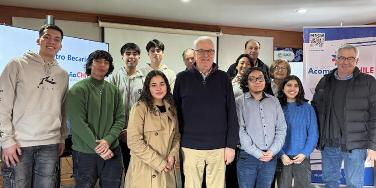 Fundación AcompañaChile realiza Primer Encuentro de Becarios y Fundadores en Osorno