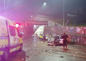Triple colisión vehicular se registró la noche de este sábado en Puente San Pedro de Osorno