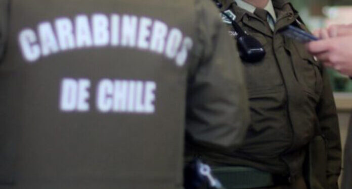 Conductor quedó detenido en Río Negro tras evadir control policial e intentar atropellar a Carabineros