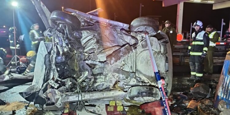 Conductor fallece tras impactar contra peaje troncal en Purranque
