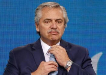 Fiscalía solicitó llevar a juicio a Alberto Fernández por golpizas contra primera dama