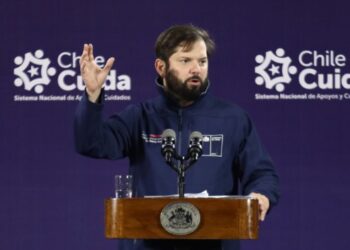 Fin al CAE: Presidente Boric pide a parlamentarios votar «con una mano en el corazón»