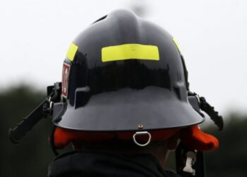Futrono: Adulto mayor falleció en incendio que afectó viviendas y locales comerciales
