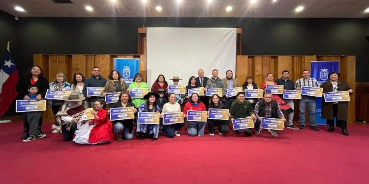 Osorno: Organizaciones sociales recibieron fondos de desarrollo vecinal, del folclor y pueblos originarios