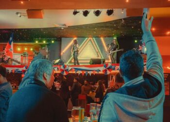 Casino MDS enciende el fin de semana con premios millonarios, sabor latino y fiesta retro