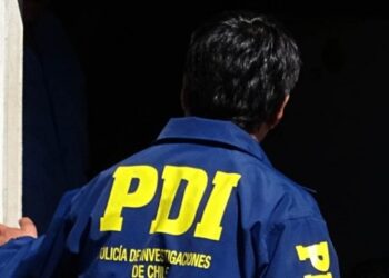 Funcionario PDI fue detenido tras volcar ebrio en ruta hacia Puerto Octay