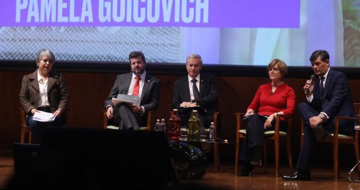 Criteria: Jara baja levemente y Kast la iguala en lo más alto de la carrera presidencial