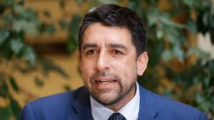 Barría oficia a Supereduc por despidos en Osorno y Río Negro