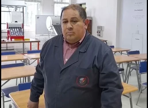 Cierre de carrera en Liceo Industrial genera controversia