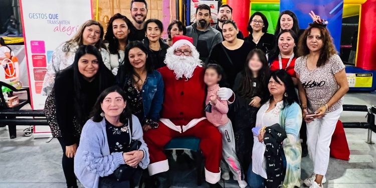 Casino MDS Osorno celebró Navidad con niños de Fundación Mi Casa