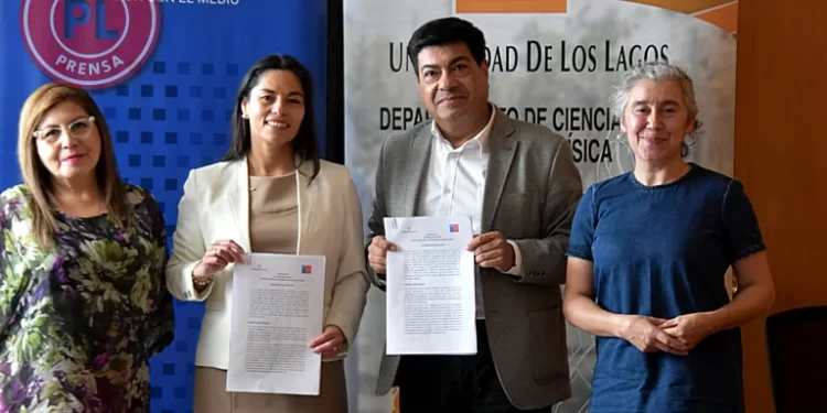 ULagos y Servicio de Reinserción Juvenil firman inédito convenio regional