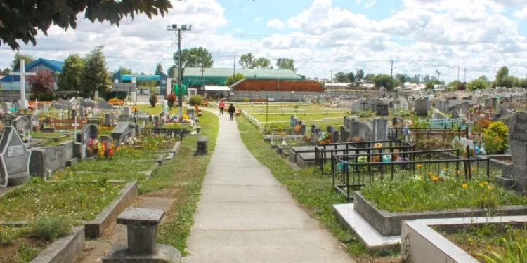 Osorno: Cementerio Municipal de Rahue Alto abrirá sus puertas en Año Nuevo