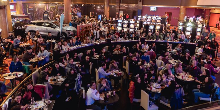 Casino MDS Osorno se llena de romanticismo, celebración y fiesta este fin de año