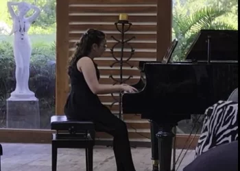 Jóvenes pianistas de Puerto Varas y Osorno representarán a Chile en certamen internacional en Brasil