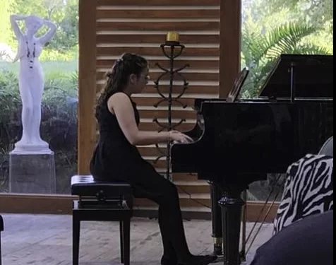 Jóvenes pianistas de Puerto Varas y Osorno representarán a Chile en certamen internacional en Brasil