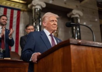 Donald Trump anuncia aranceles a países europeos hasta concretar compra de Groenlandia
