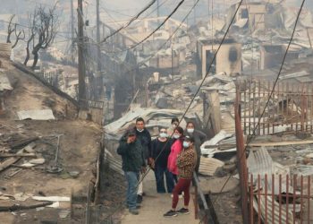 Incendios: Presidente viaja al Biobío junto a ministras y sostendrá reuniones con autoridades regionales