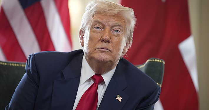 El primer año desde el retorno de Trump en clave económica: Aranceles, amenazas y una inédita disputa con la Fed