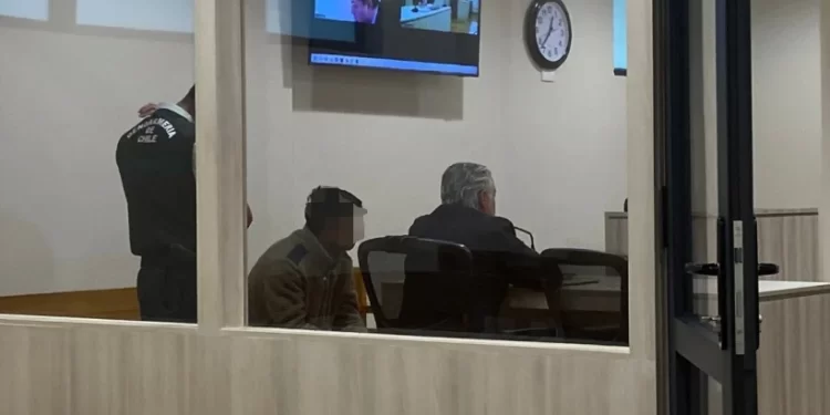 Joven celebró cumpleaños de un hermano preso con fuego artificiales