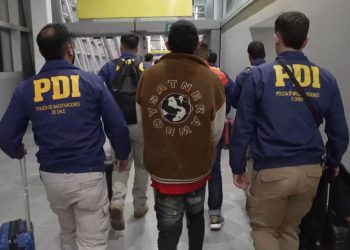 Gobierno informa expulsión de 83 personas extranjeras en primer vuelo chárter del año
