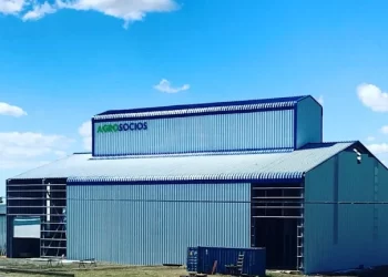 Grupo Proa compra Agrosocios: expansión clave en el sector lechero de Osorno