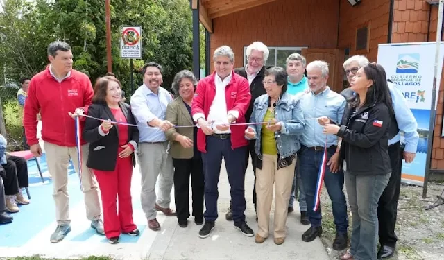 Gobernador Santana inauguró nueva sede social en Los Patos de Manao, Ancud