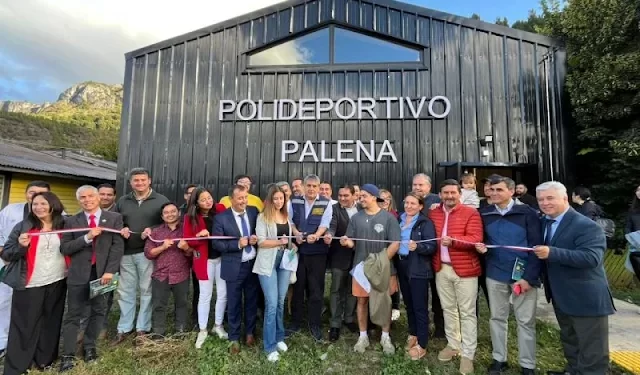Palena inaugura su nuevo Polideportivo Comunal