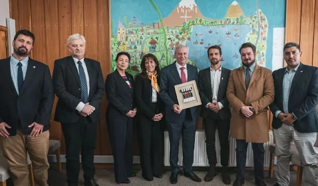 Presidente electo José Antonio Kast sostuvo reunión de trabajo con autoridades de Puerto Varas