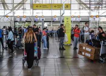 DGAC descarta presencia de explosivos tras aviso de bomba en Aeropuerto de Santiago