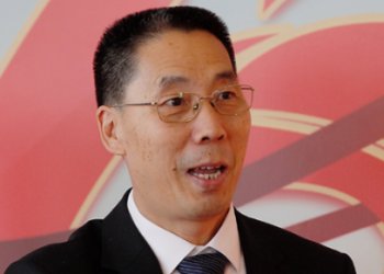 Embajador de China respalda cable Chiletina Express y cuestiona sanciones de EE.UU.