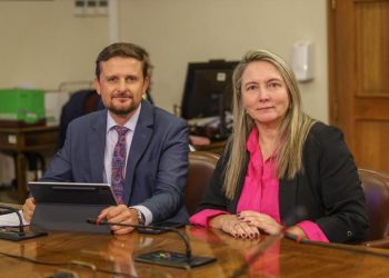 Diputados cuestionan candidatura de Bachelet a la ONU en plena transición presidencial