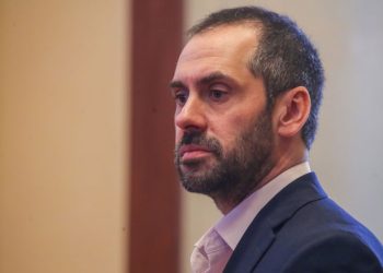 Grau rebate a Quiroz por «emergencia económica» y defiende gestión del Gobierno: «Vamos a los datos»
