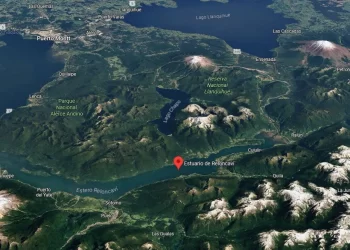 Tres fallecidos y un herido deja caída de vehículo al Estuario de Reloncaví