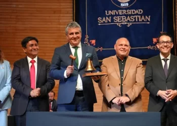 Alejandro Santana asume presidencia de la Asociación de Gobernadores Regionales