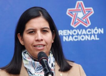 Senadora Andrea Balladares es proclamada como la primera mujer presidenta de Renovación Nacional