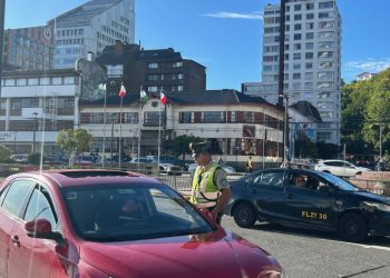 Puerto Montt: Más de 300 fiscalizaciones realiza Carabineros en sector céntrico