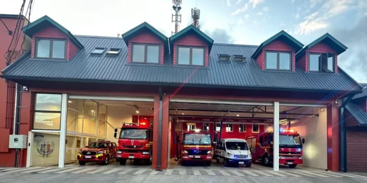 Denuncian graves fallas en el nuevo cuartel de la Sexta Compañía de Bomberos de Osorno