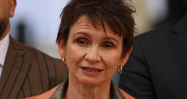 Tohá tilda de «insólito» acuerdo oficialista que da a Jiles titularidad de la Cámara y llama a exigir «reglas de respeto»