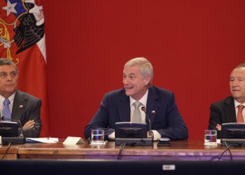 ¿Quién ordena al oficialismo?: Las dudas que asoman con la dispersión tras el alza a los combustibles