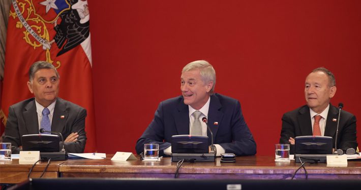 ¿Quién ordena al oficialismo?: Las dudas que asoman con la dispersión tras el alza a los combustibles