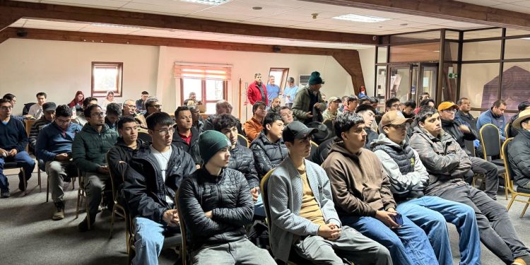 Saesa capacitó a instaladores eléctricos certificados en Osorno