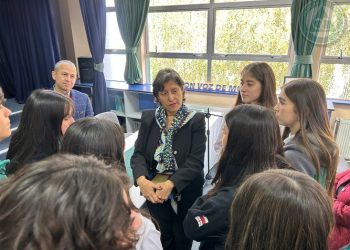 Gran Maestra de la Gran Logia Femenina de Chile realizó conversatorio en el Osorno College
